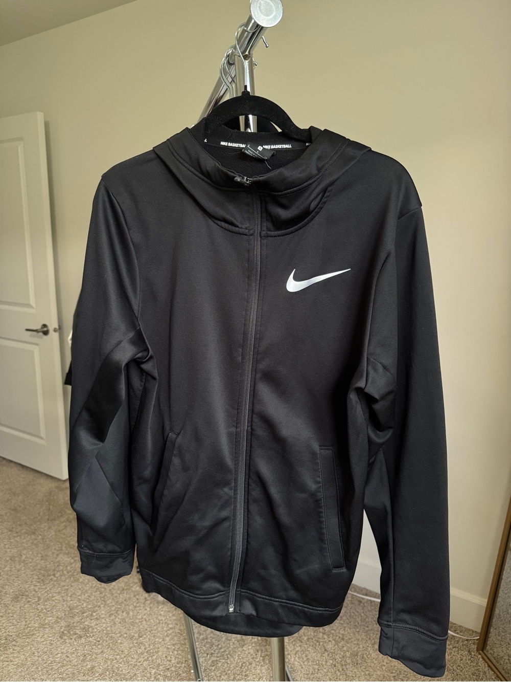 Nike Men’s Basketball Black Full-Zip Performance Hoodie Jacket with White Swoosh
